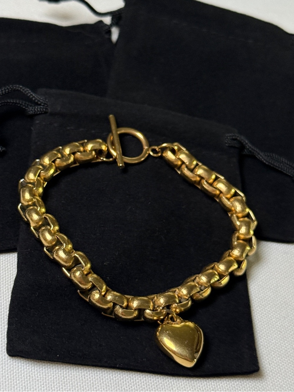 Gold Tone Chunky Chain Heart Charm Bracelet